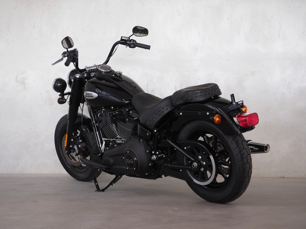 Harley-Davidson 114 FLHCS Softail Heritage Classic 114 FLHCS Softail Heritage Classic 2022 2
