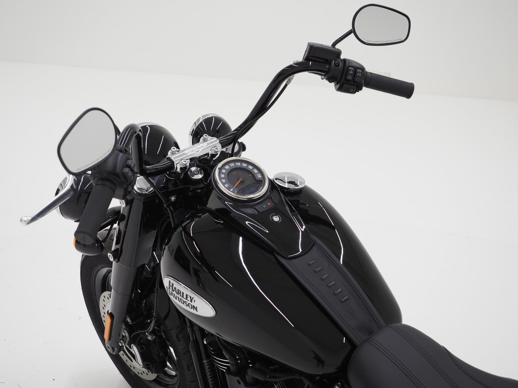 Harley-Davidson 114 FLHCS Softail Heritage Classic 114 FLHCS Softail Heritage Classic 2022 67