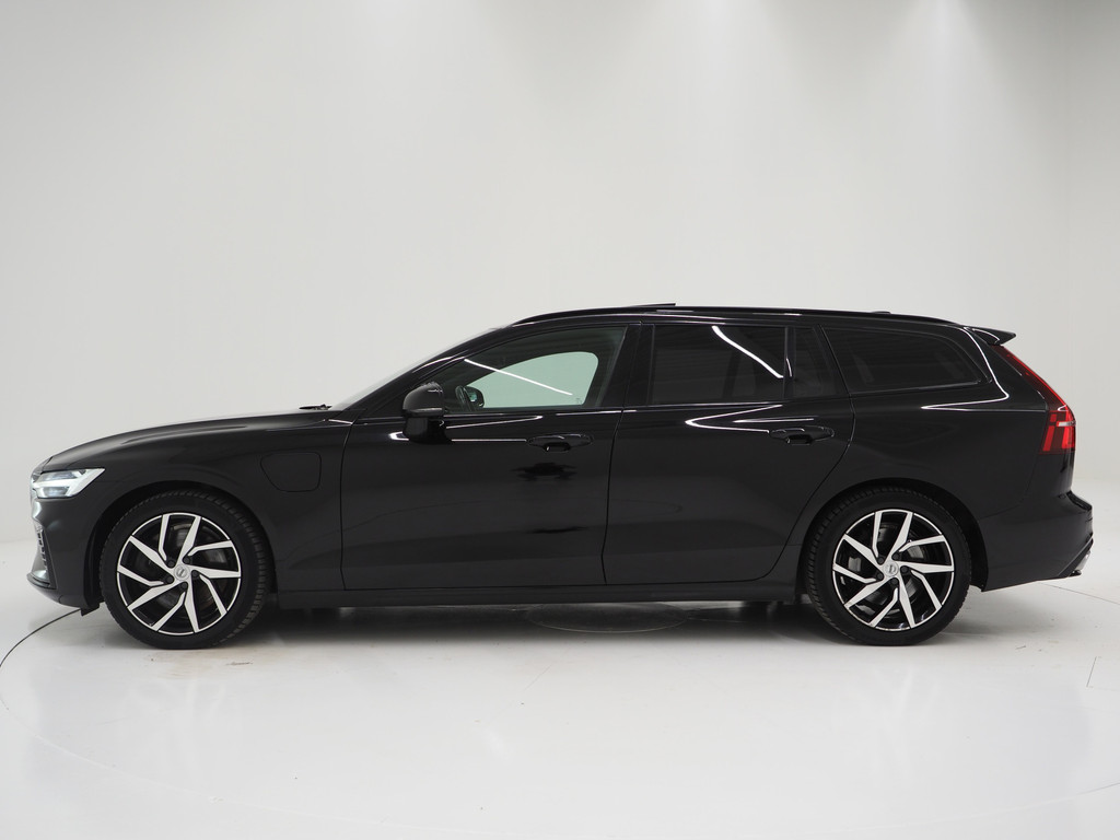 Volvo V60 2.0 T8 Twin Engine AWD R-Design 1