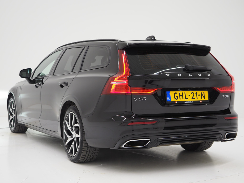 Volvo V60 2.0 T8 Twin Engine AWD R-Design 2