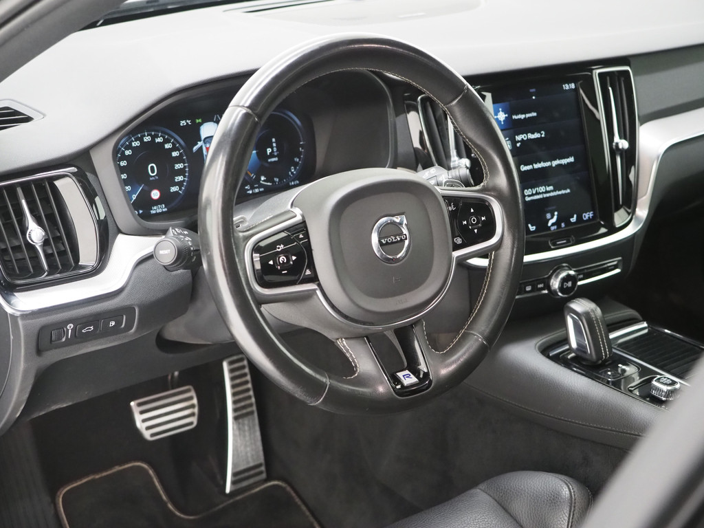 Volvo V60 2.0 T8 Twin Engine AWD R-Design 51