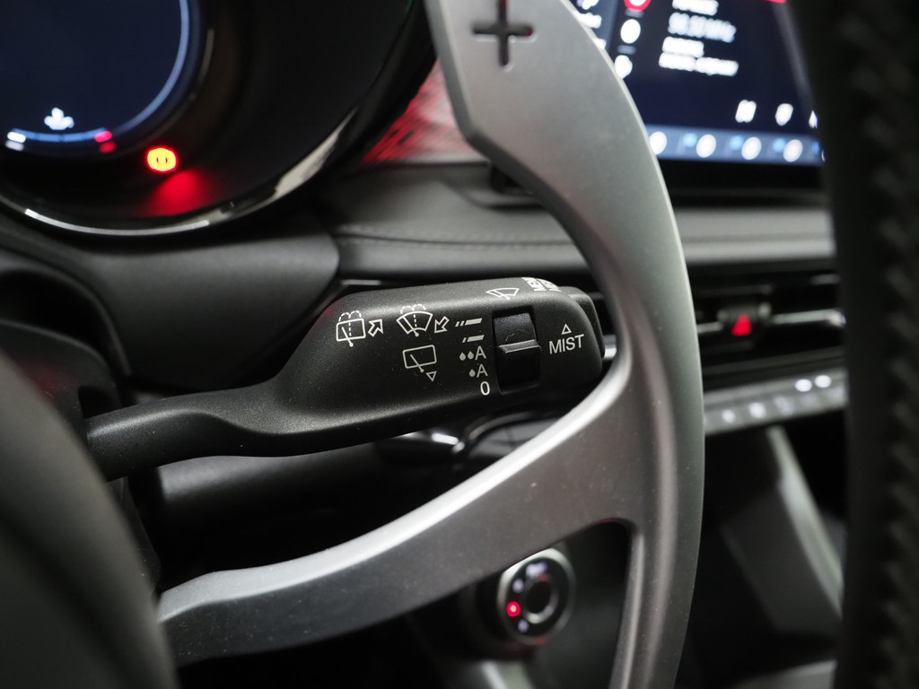 Alfa Romeo Tonale 1.5T Hybrid Edizione Speciale 74