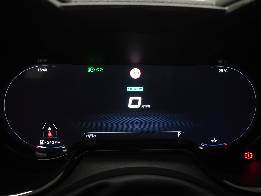Alfa Romeo Tonale 1.5T Hybrid Edizione Speciale 75