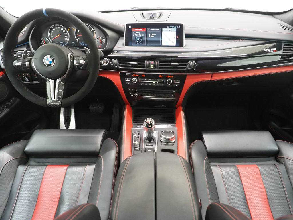 BMW X5 M 4.4 V8 576PK Black Fire Edition 4