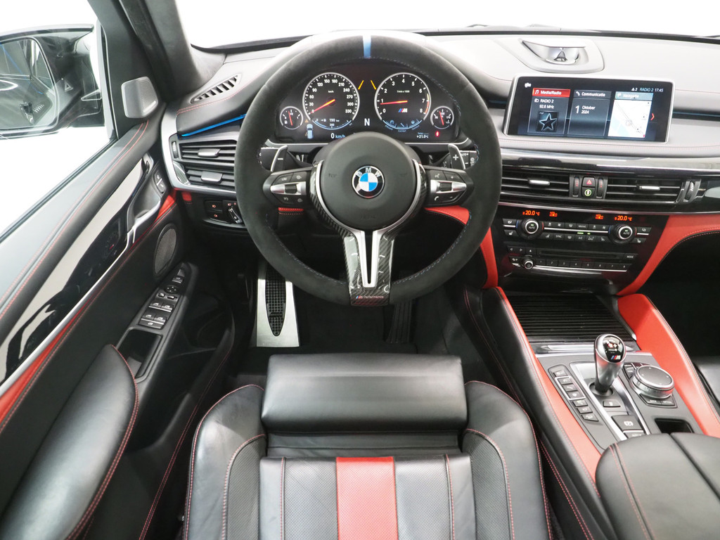 BMW X5 M 4.4 V8 576PK Black Fire Edition 46