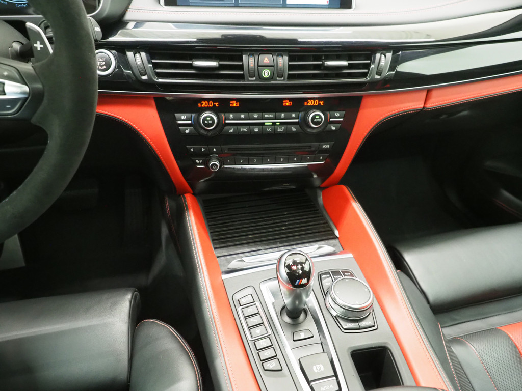 BMW X5 M 4.4 V8 576PK Black Fire Edition 98