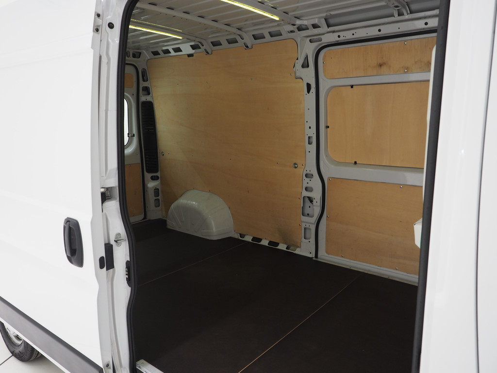 Fiat Ducato 33 2.0 MultiJet L3H2 25