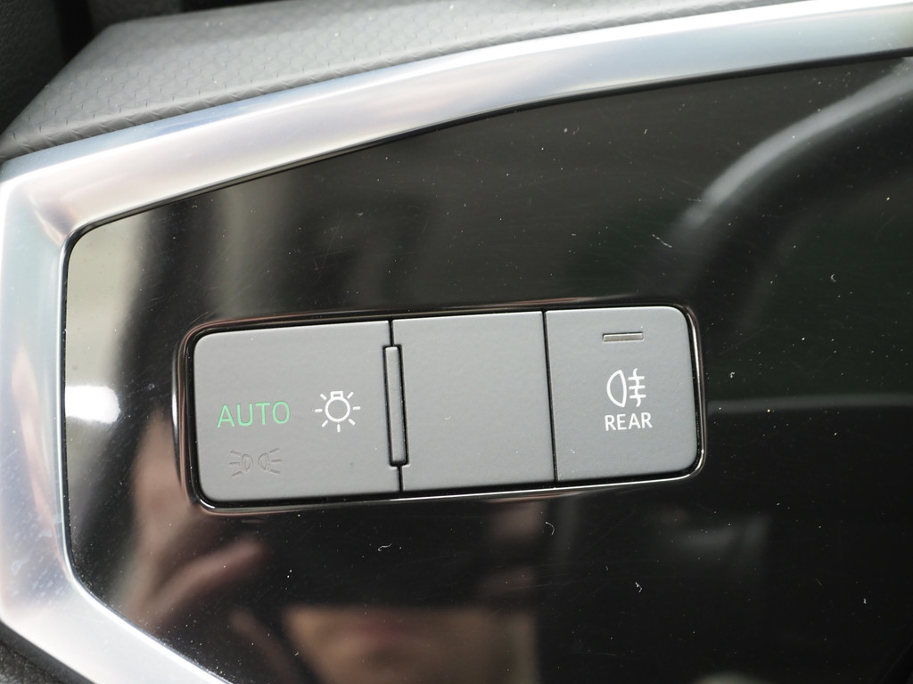 Audi Q3 45 TFSI e edition 19