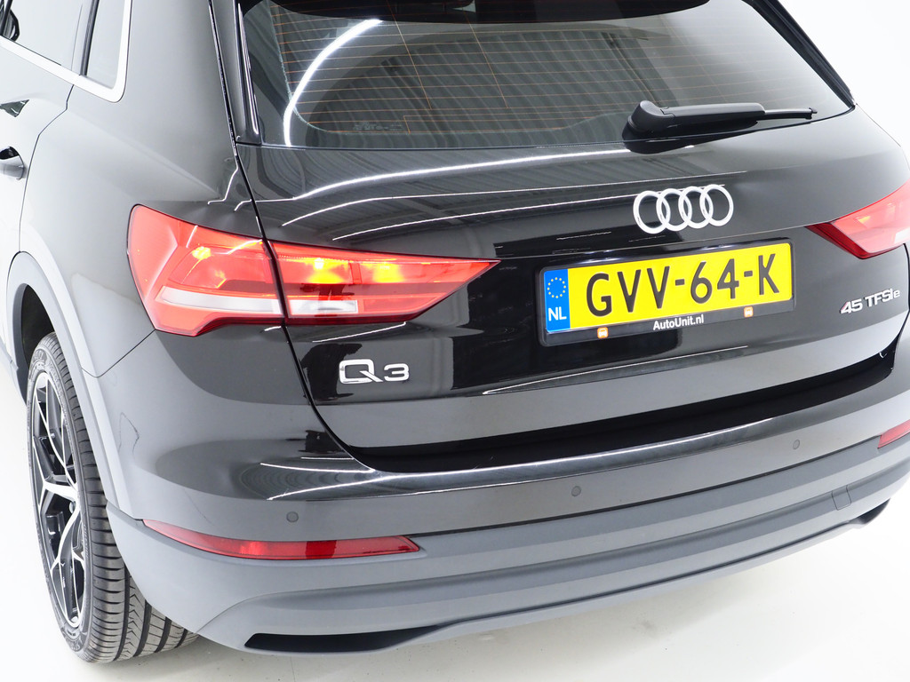 Audi Q3 45 TFSI e edition 52