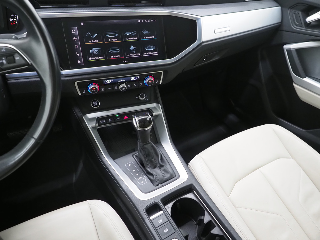 Audi Q3 45 TFSI e edition 72
