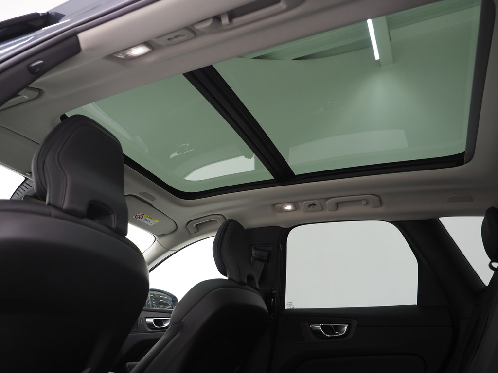 Volvo XC60 2.0 T6 Long Range Recharge AWD Inscription 36