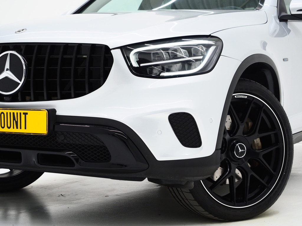 Mercedes-Benz GLC 300e 4MATIC Night Black 5