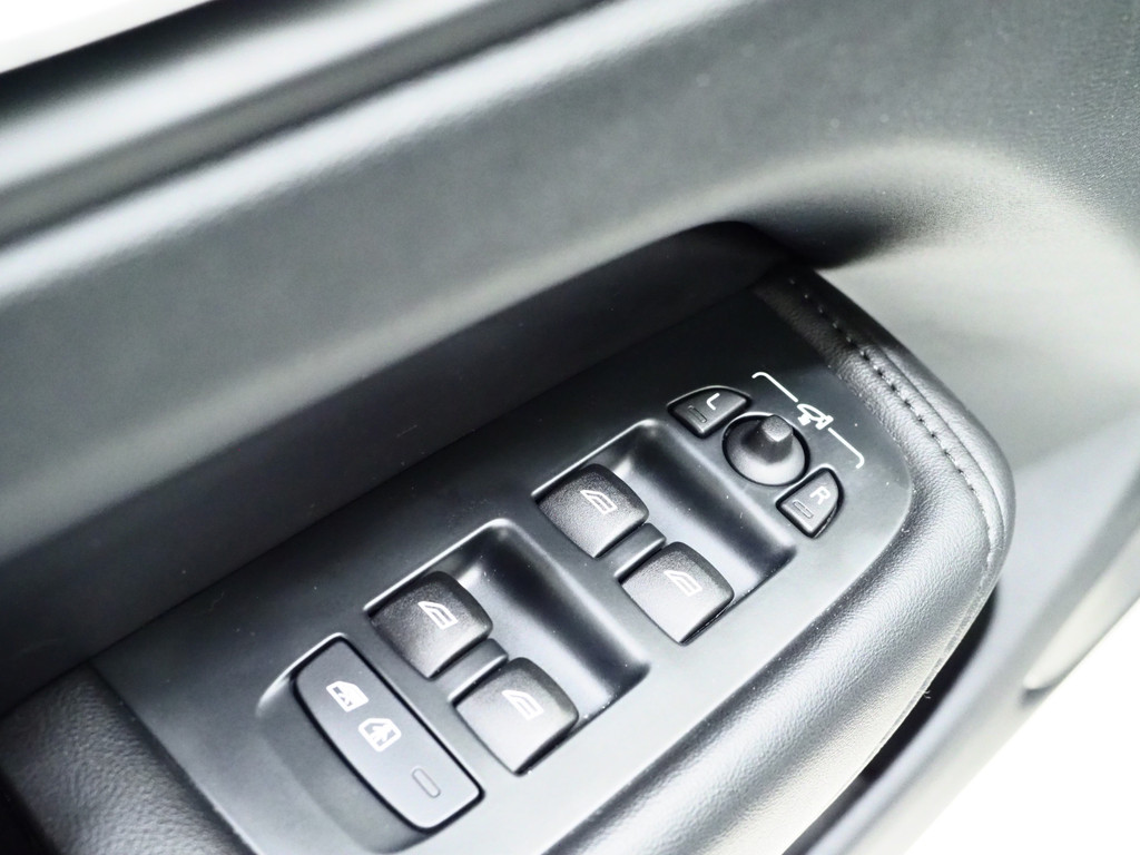 Volvo XC60 2.0 T6 Long Range Recharge AWD Ultimate 60