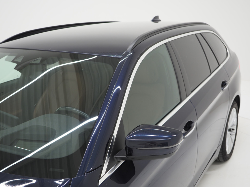 BMW 5 Serie Touring 530i High Executive 12