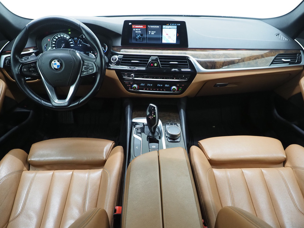 BMW 5 Serie Touring 530i High Executive 4