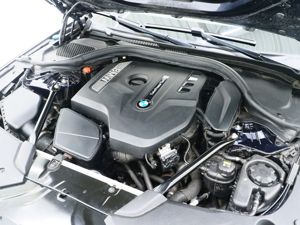 BMW 5 Serie Touring 530i High Executive 6