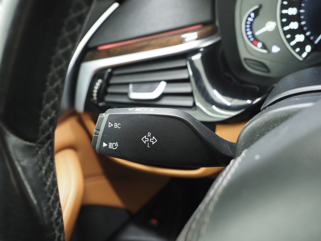 BMW 5 Serie Touring 530i High Executive 60