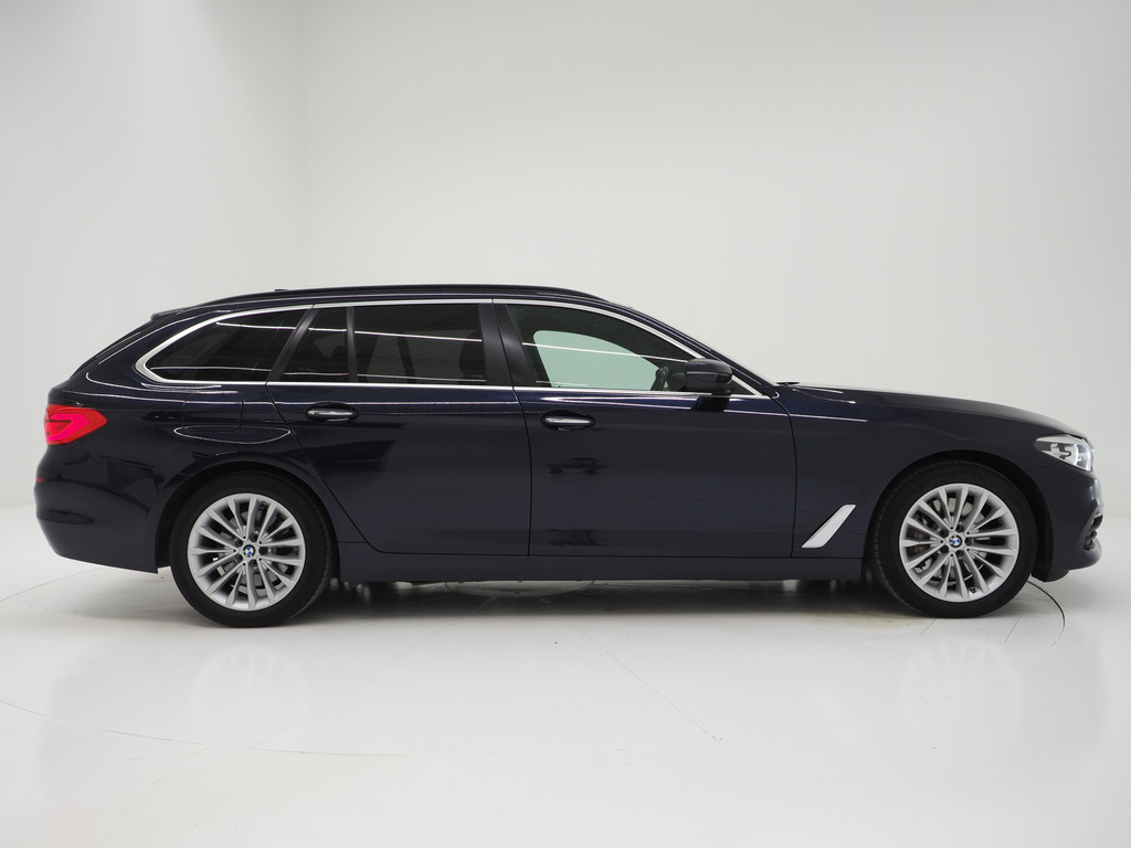 BMW 5 Serie Touring 530i High Executive 9