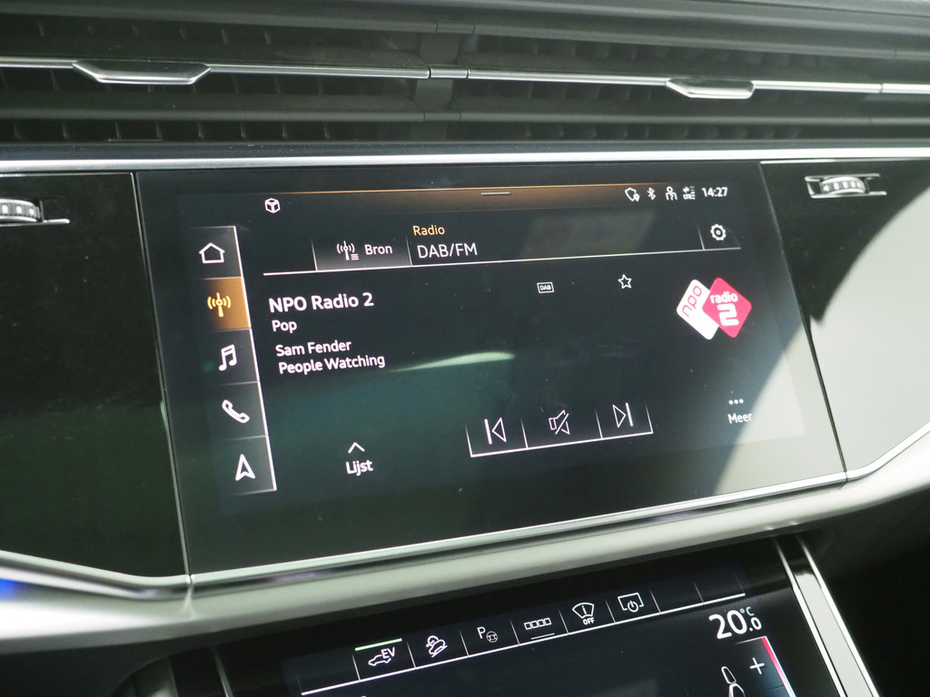 Audi Q8 55 TFSI e quattro Pro Line S 28