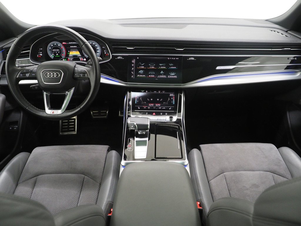 Audi Q8 55 TFSI e quattro Pro Line S 4