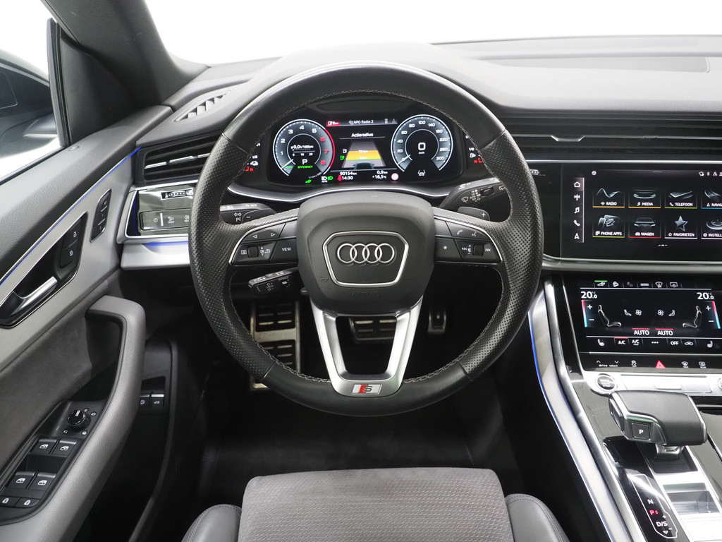 Audi Q8 55 TFSI e quattro Pro Line S 82