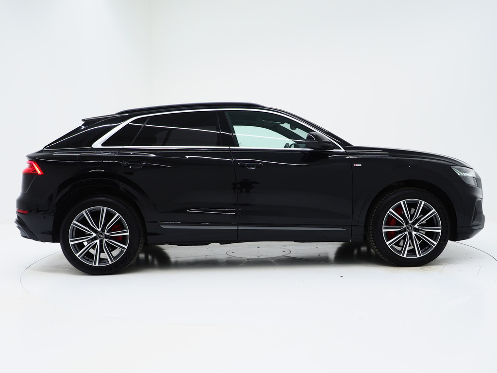Audi Q8 55 TFSI e quattro Pro Line S 9