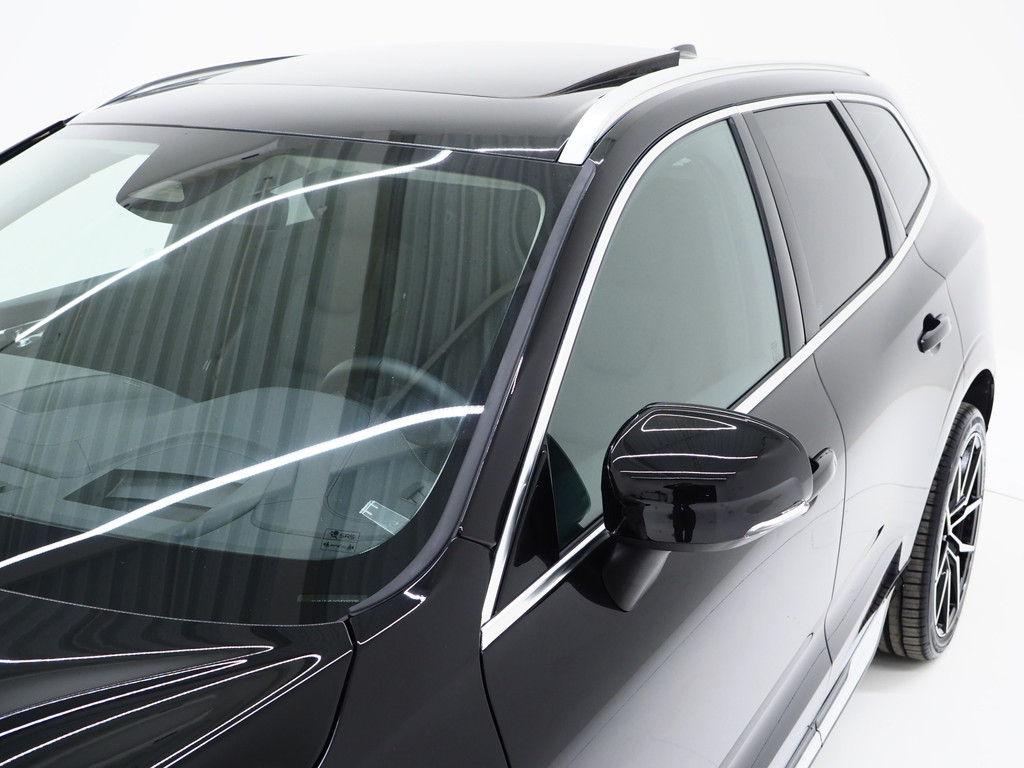 Volvo XC60 2.0 T6 Recharge AWD Ultimate Long Range 12