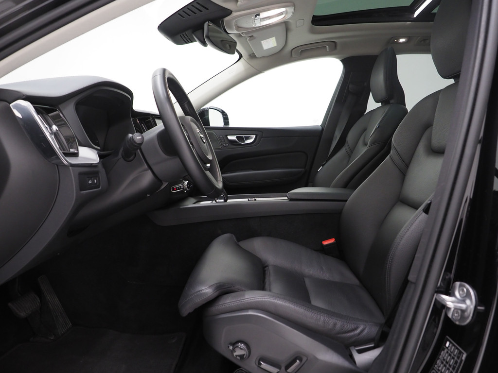 Volvo XC60 2.0 T6 Recharge AWD Ultimate Long Range 16