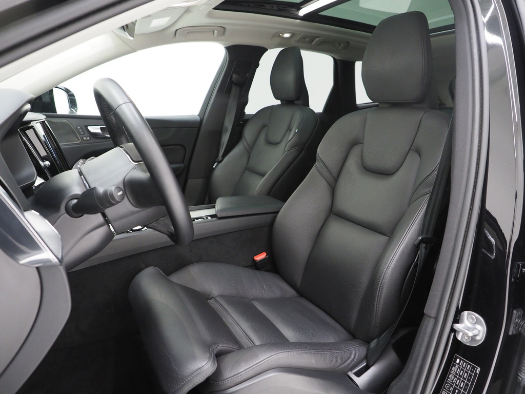 Volvo XC60 2.0 T6 Recharge AWD Ultimate Long Range 3