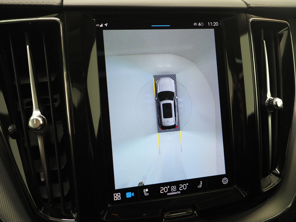 Volvo XC60 2.0 T6 Recharge AWD Ultimate Long Range 31