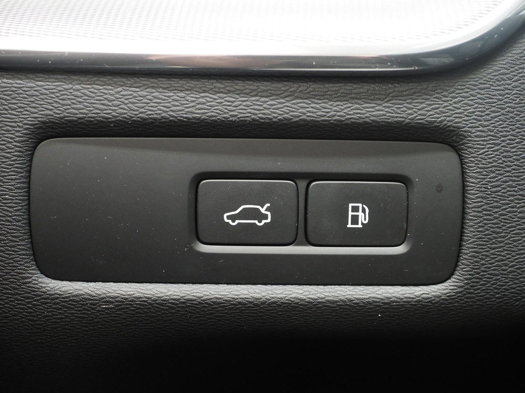 Volvo XC60 2.0 T6 Recharge AWD Ultimate Long Range 60