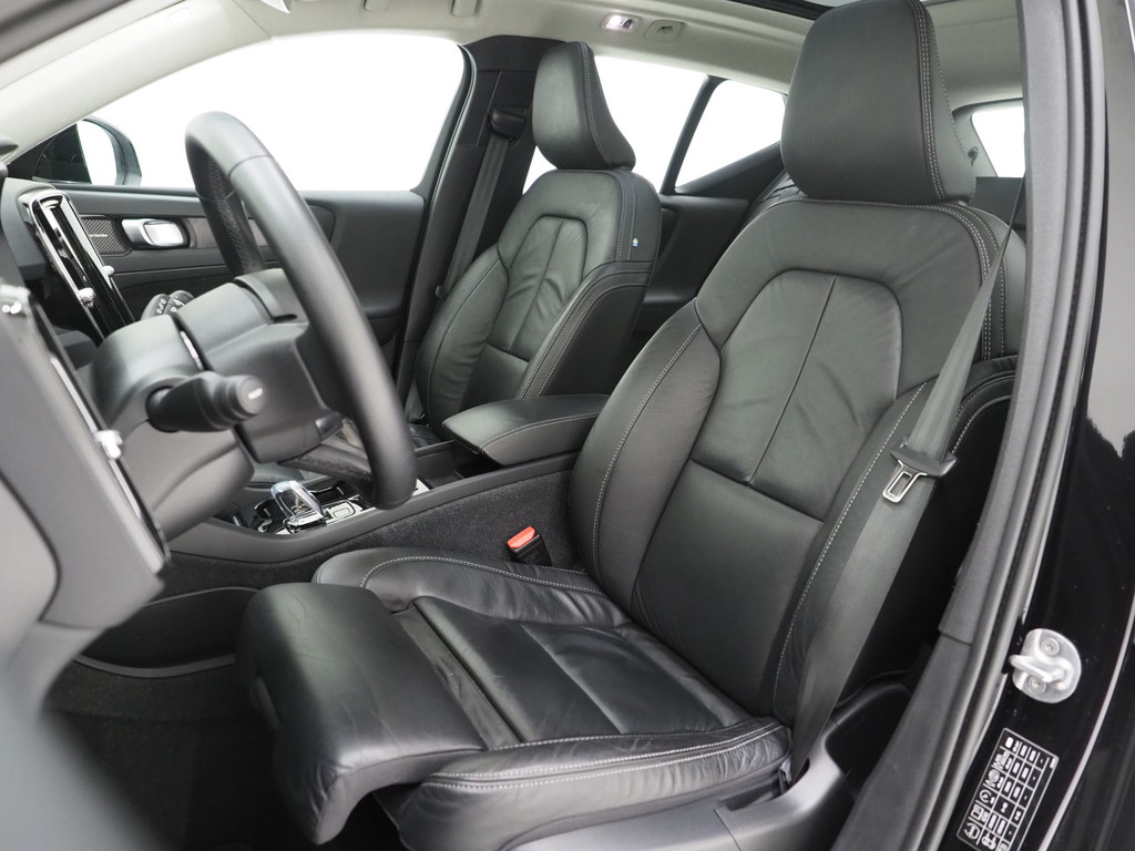 Volvo XC40 1.5 T4 Recharge Ultimate NIEUW MODEL! 44