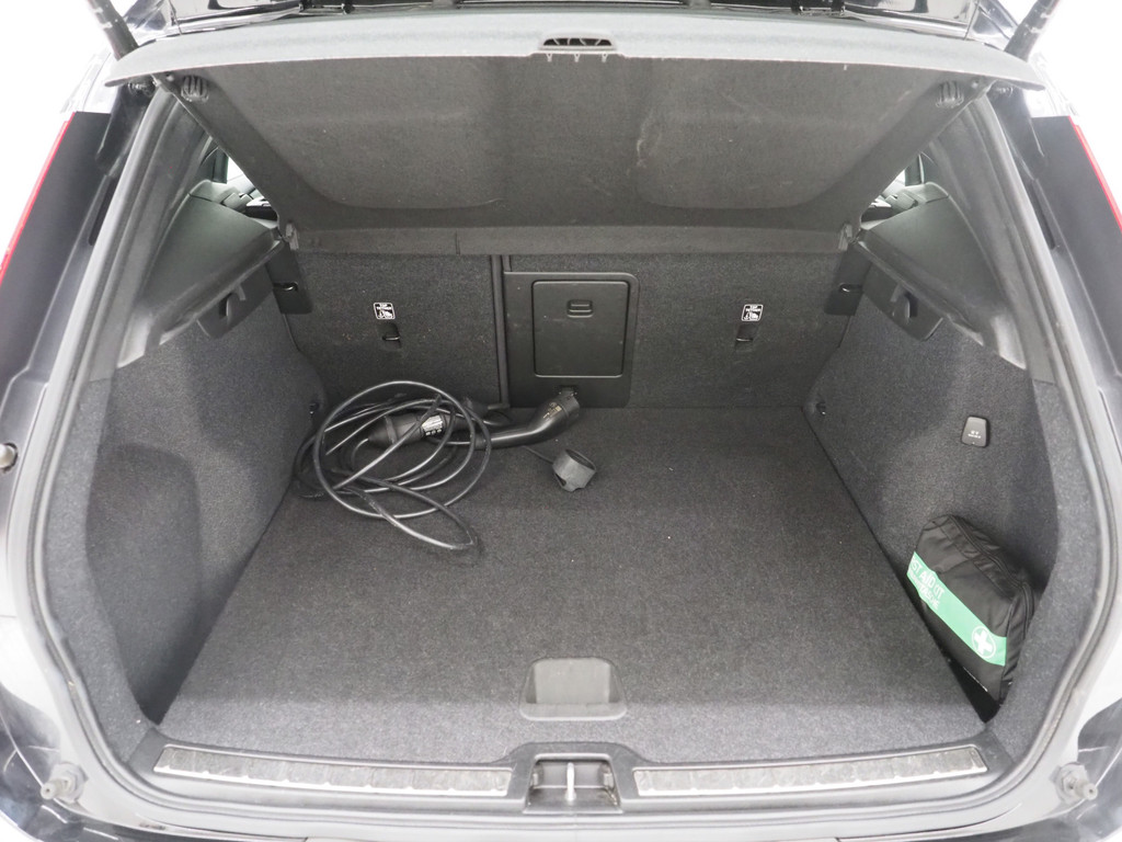 Volvo XC40 1.5 T4 Recharge Ultimate NIEUW MODEL! 79
