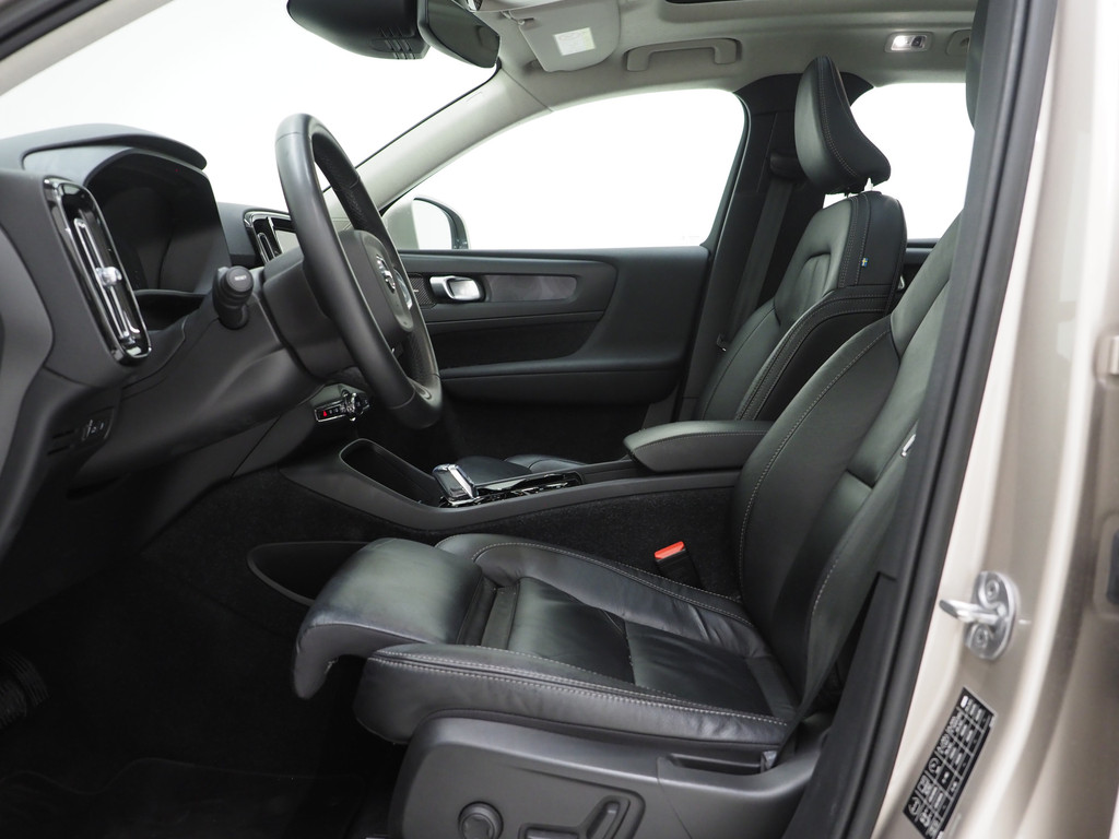 Volvo XC40 1.5 T4 Recharge Ultimate 14