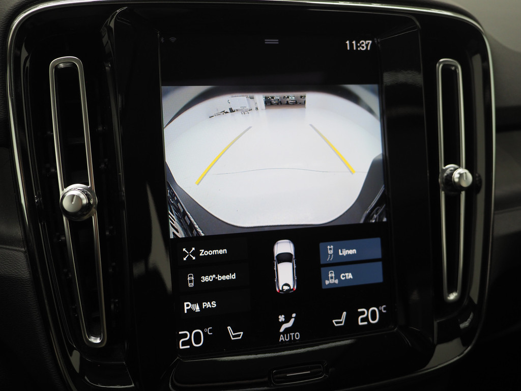 Volvo XC40 1.5 T4 Recharge Ultimate 32