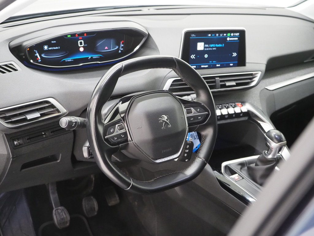 Peugeot 5008 1.2 PureTech Allure 7p 53