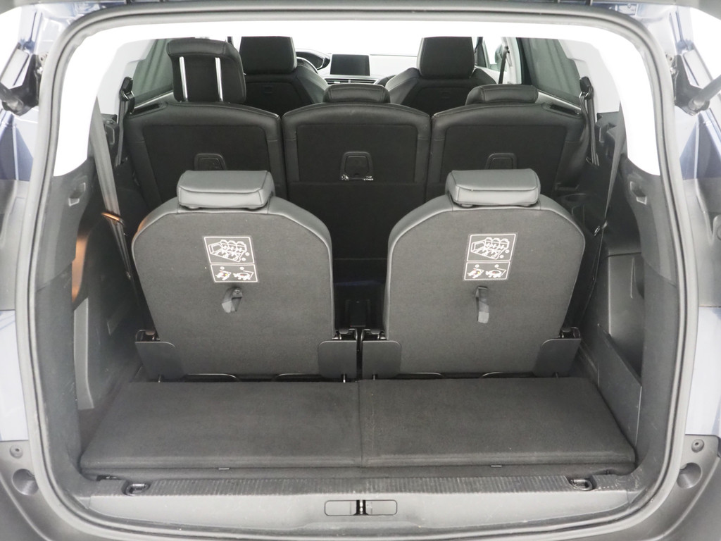 Peugeot 5008 1.2 PureTech Allure 7p 73