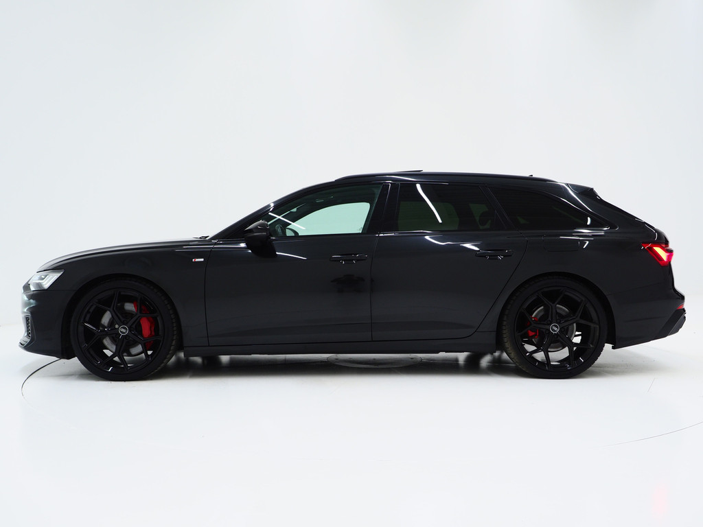 Audi A6 Avant 55 TFSI e quattro Competition Black 1