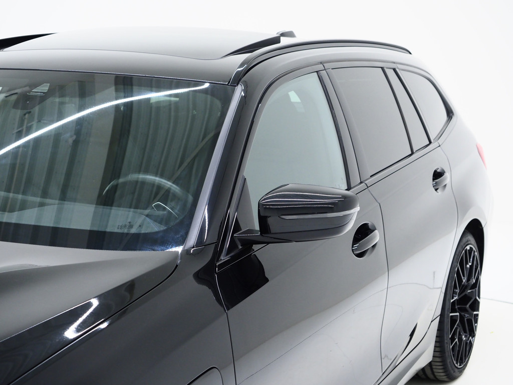 BMW 3 Serie Touring 330e M-Sport Pro LCI 12