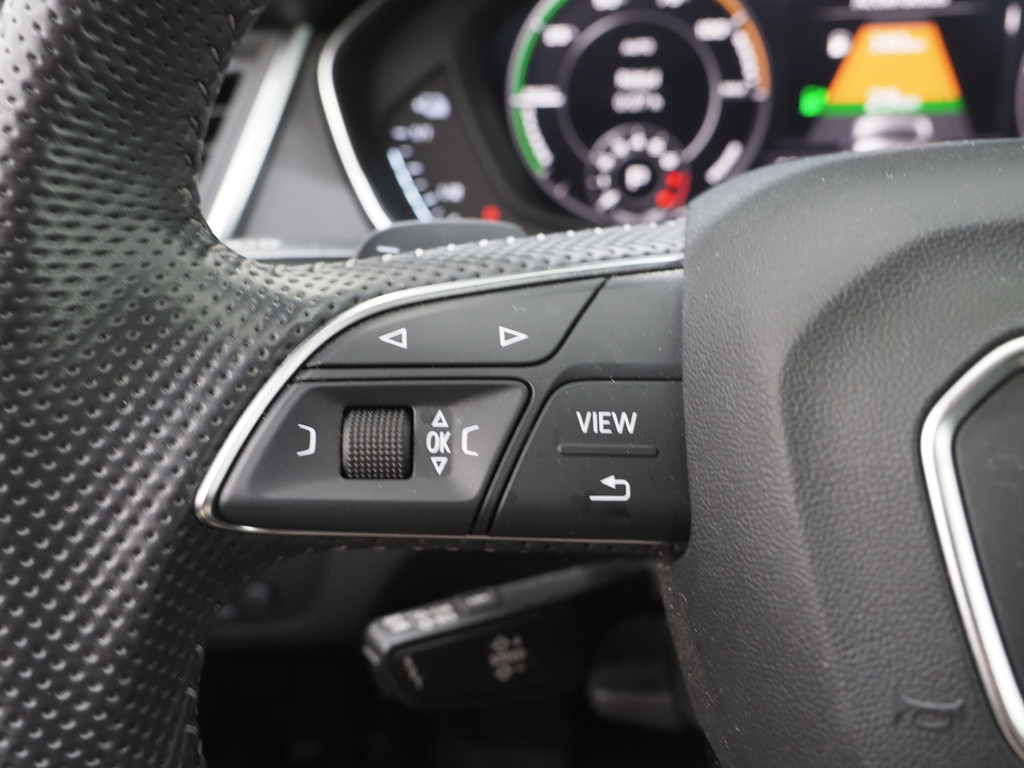 Audi Q5 55 TFSI e quattro Competition 21
