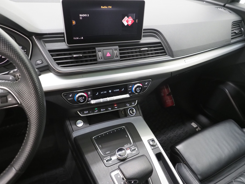 Audi Q5 55 TFSI e quattro Competition 32