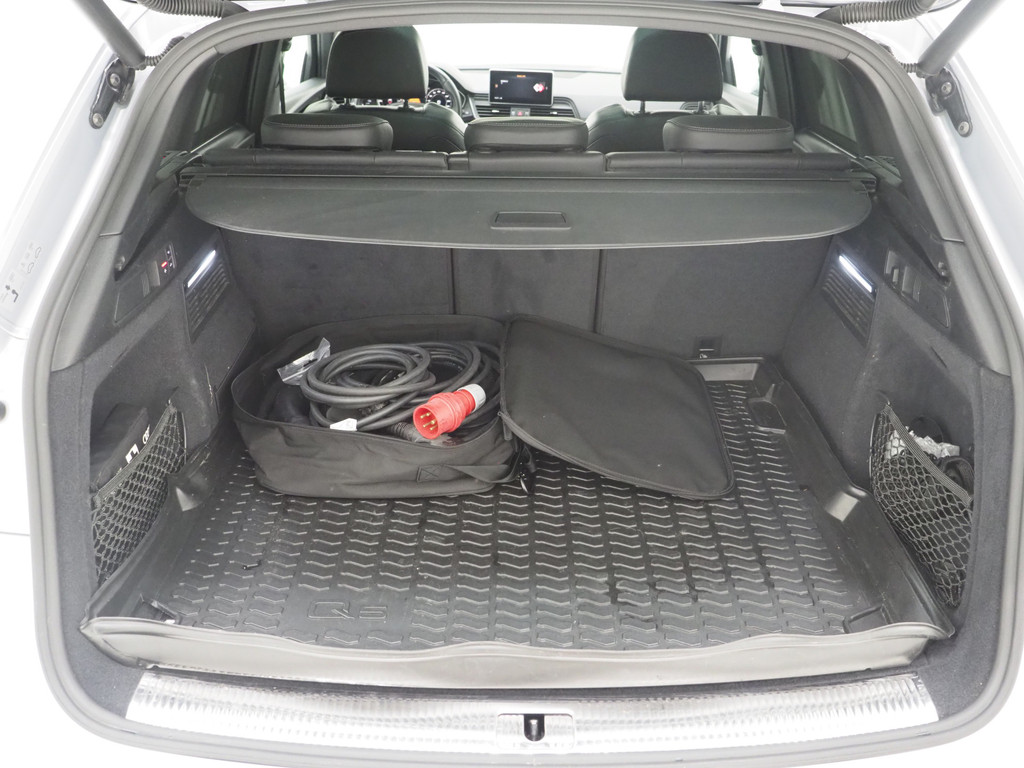 Audi Q5 55 TFSI e quattro Competition 37