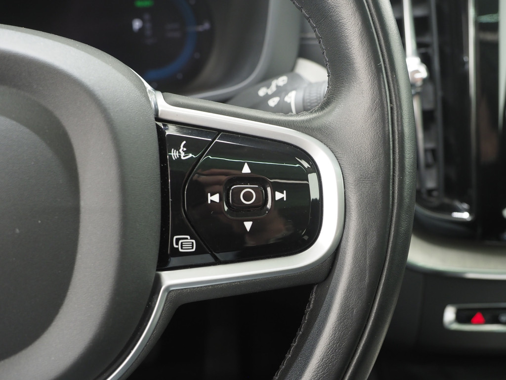 Volvo XC60 2.0 Recharge T8 AWD Inscription *Facelift* 60