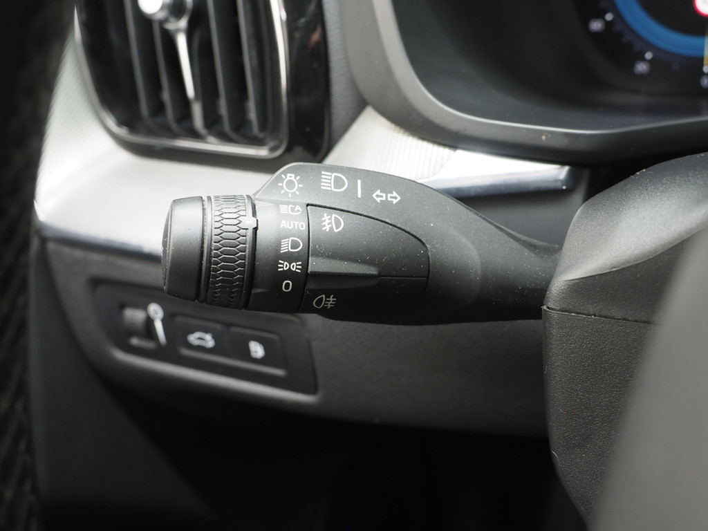 Volvo XC60 2.0 Recharge T6 AWD R-Design Long Range 20