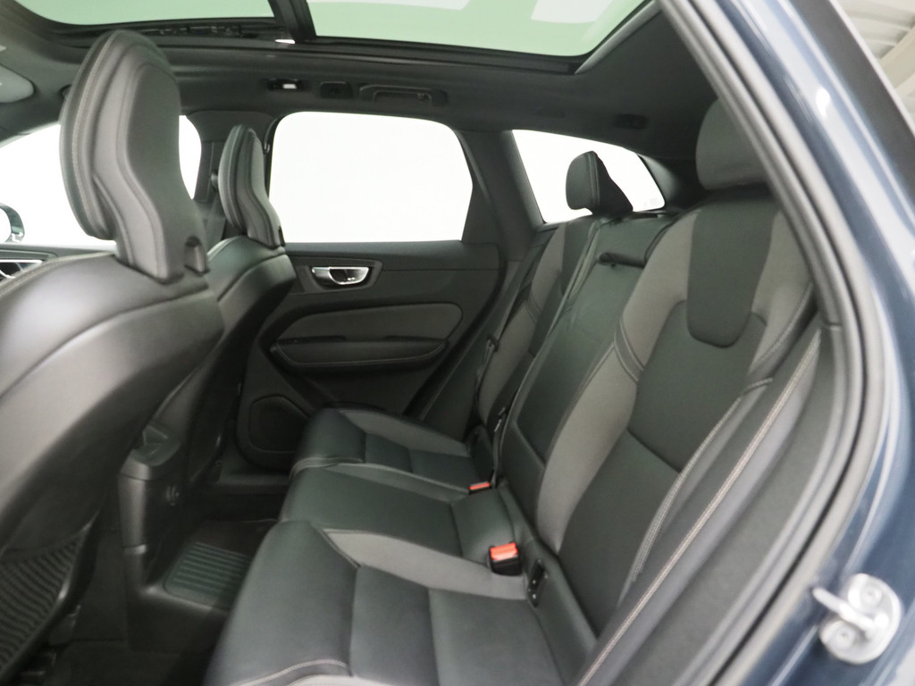 Volvo XC60 2.0 Recharge T6 AWD R-Design Long Range 33