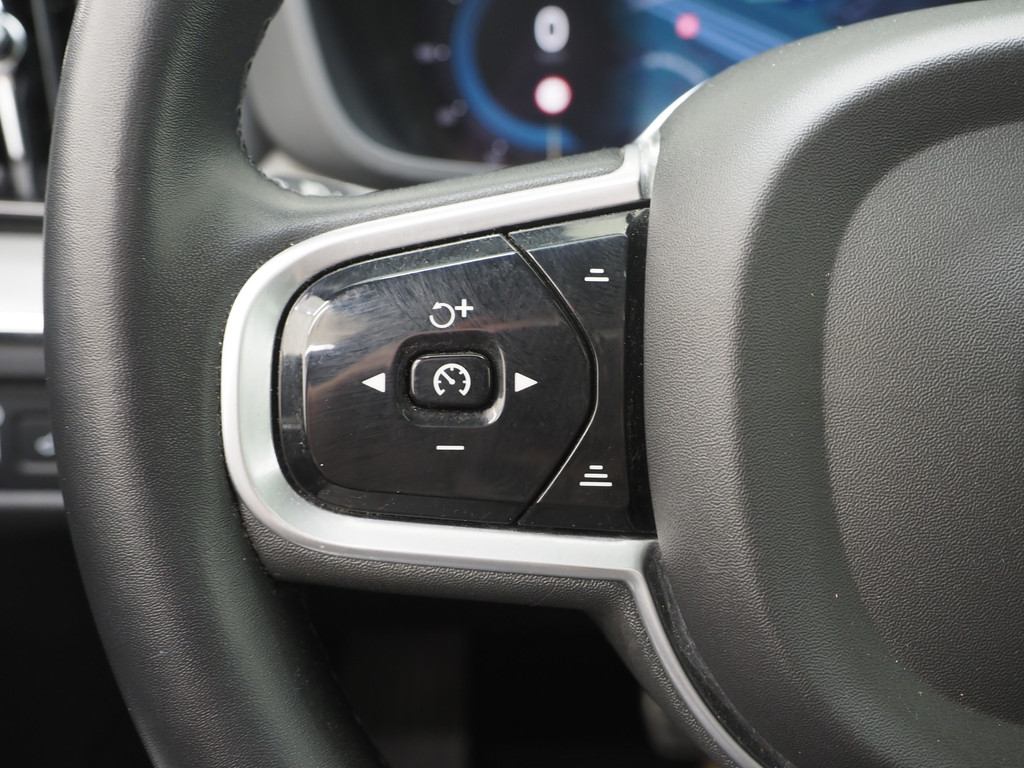 Volvo XC60 2.0 Recharge T6 AWD R-Design Long Range 59