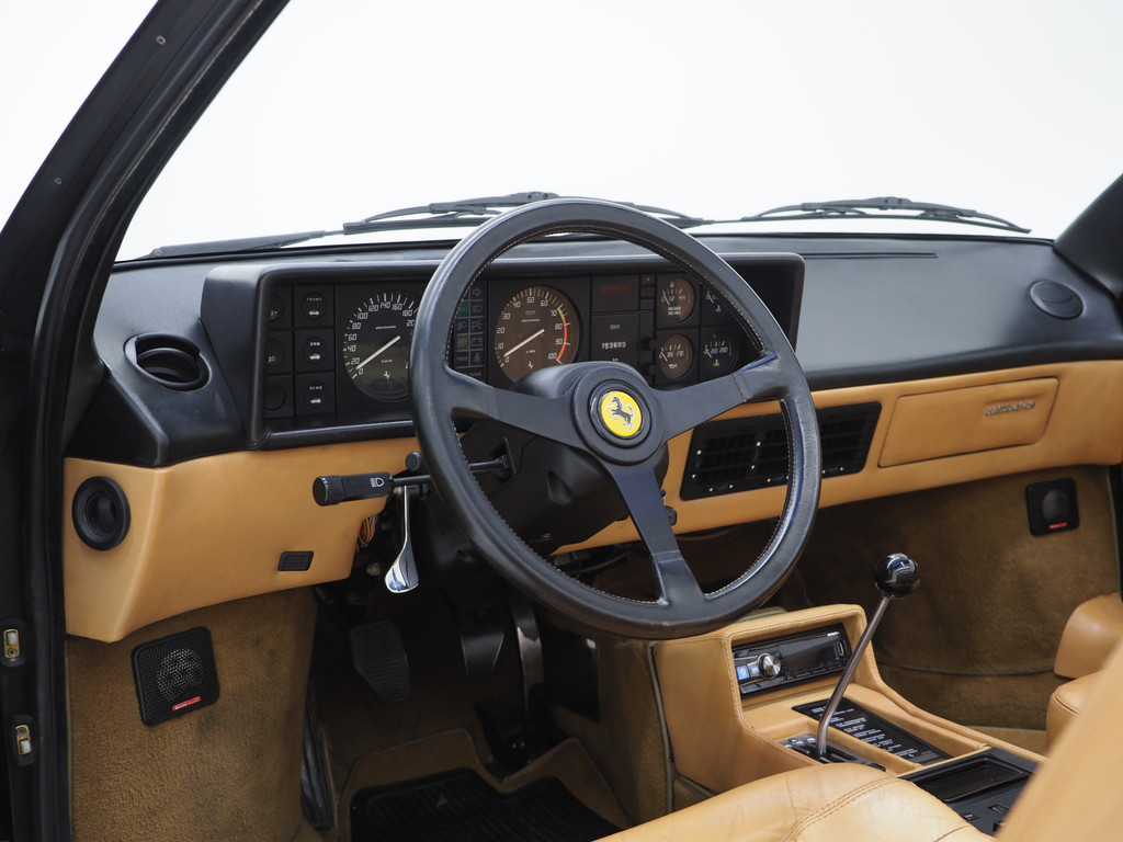 Ferrari Mondial Cabriolet 3.0 Quattrovalvole 10