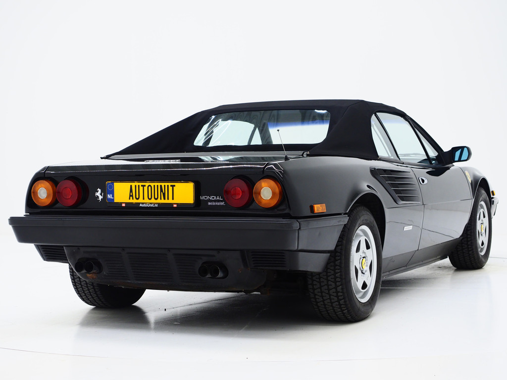Ferrari Mondial Cabriolet 3.0 Quattrovalvole 63