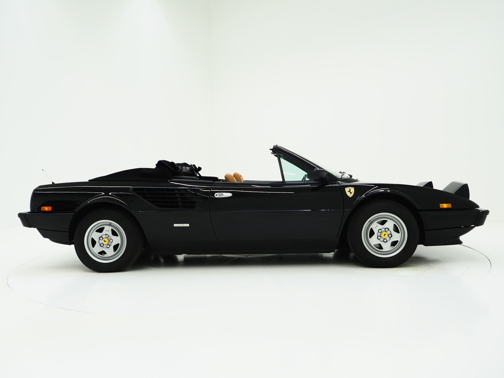 Ferrari Mondial Cabriolet 3.0 Quattrovalvole 66