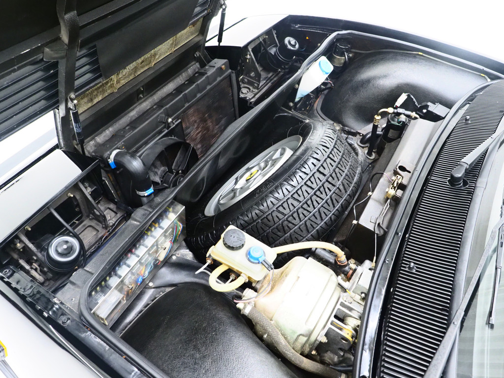 Ferrari Mondial Cabriolet 3.0 Quattrovalvole 78